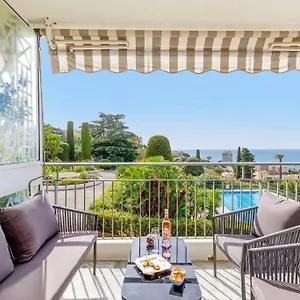 Appartement Calme Et Elegant Avec Vue, Cannes